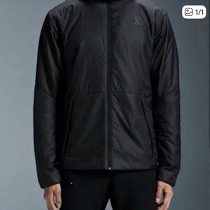 On Running Men's Performance Jacket in Black